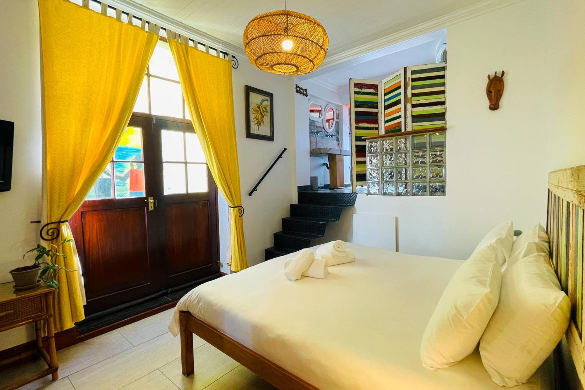 Ami Vine House Hotel Кейптаун Екстериор снимка